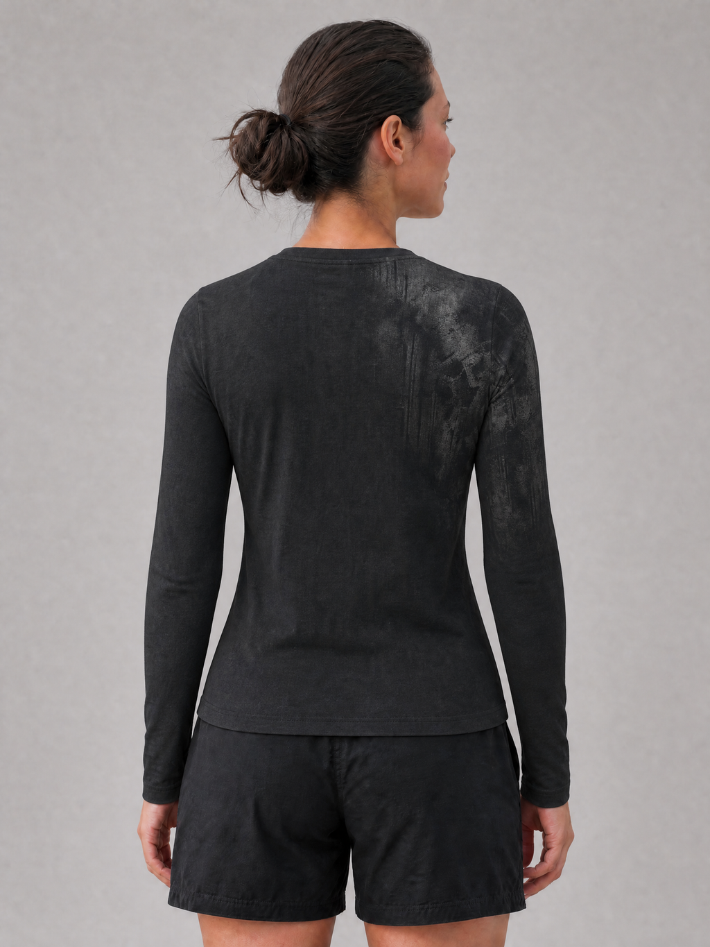 KROWN Damen Langarmshirt | Kohleschleier — Winter 2027