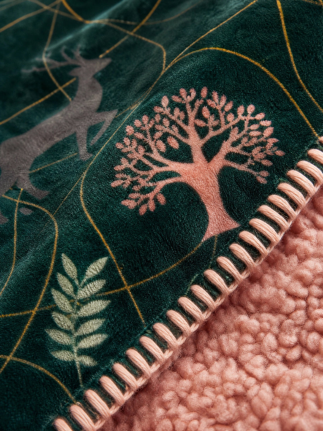 The Web | Sherpa Throw · Pink